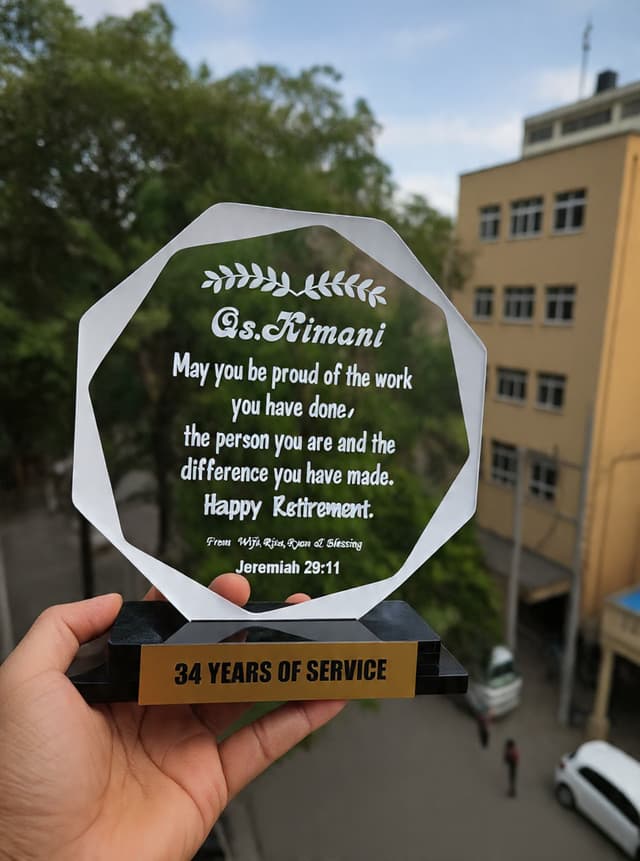 9-inch Acrylic octagon award